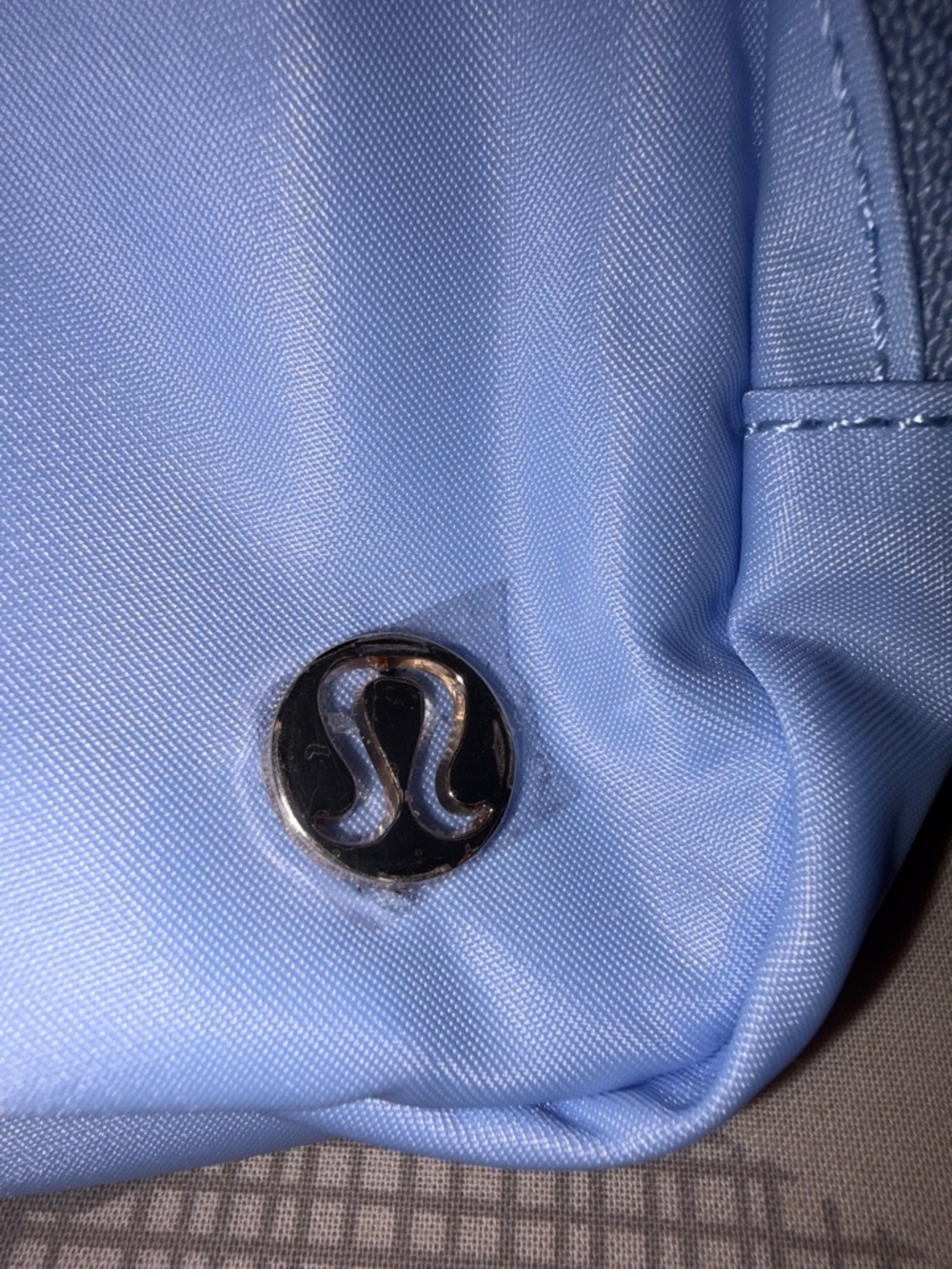 Lululemon Everywhere Belt Bag 1L Pastel Blue Gold Hardware Gold Strap NWT - Picture 3 of 14
